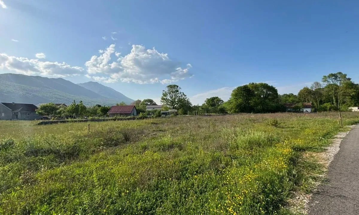 Prodaja, plac, 1000m², Ćurilac, Danilovgrad