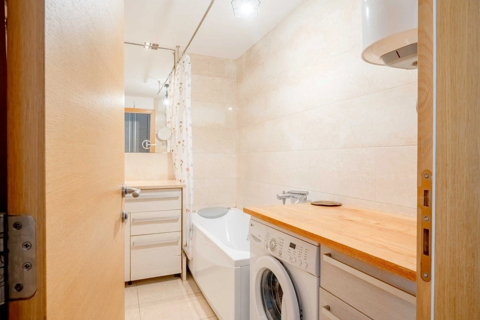 Sale, two bedroom apartment, 74m², Rozino, Budva