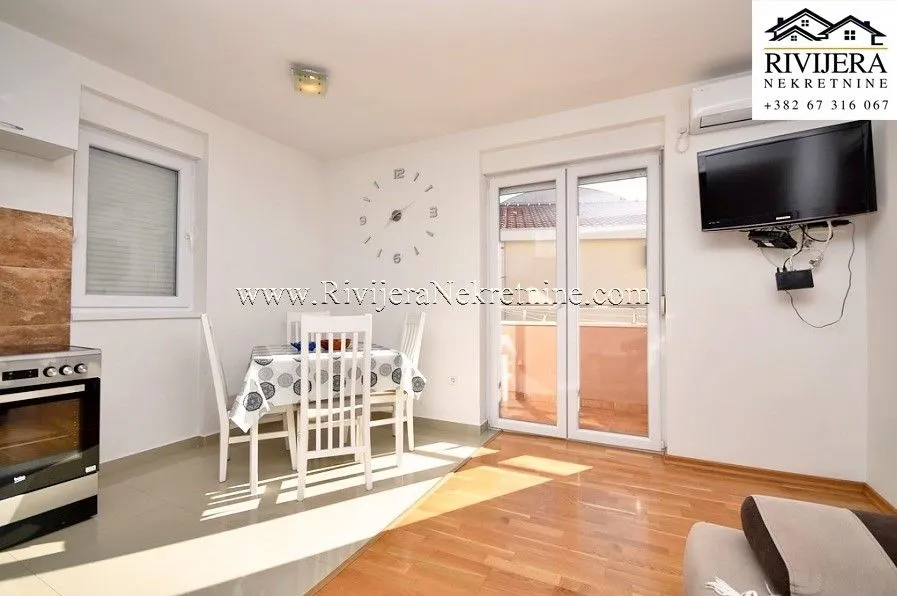Prodaja, dvosoban stan, 53m², Igalo, Herceg Novi
