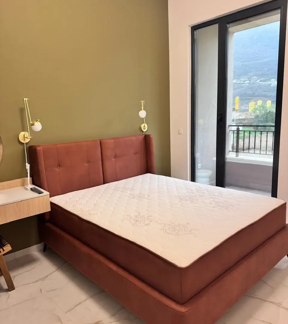 Rent, one bedroom apartment, 61m², Lastva Grbaljska, Kotor