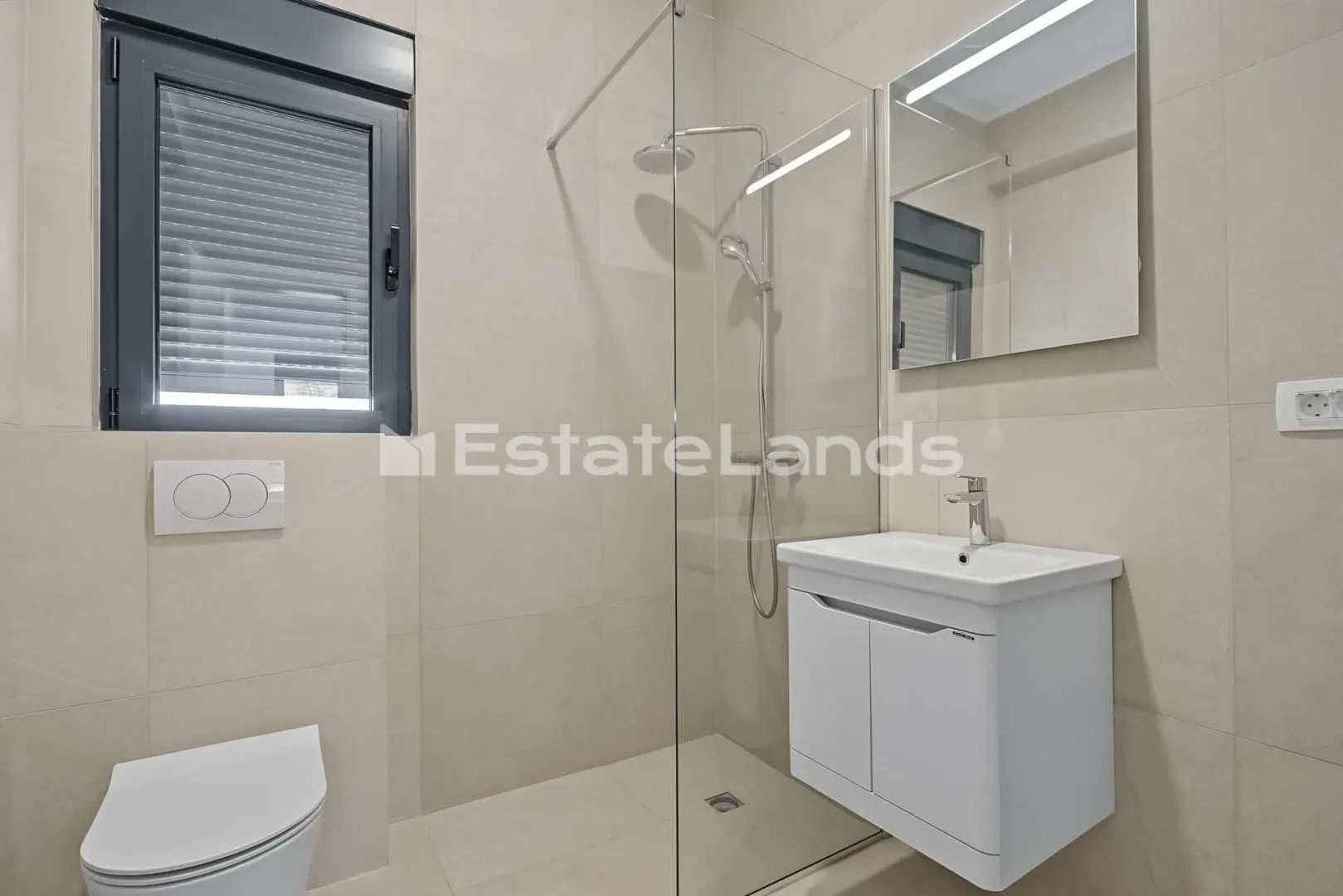 Prodaja, dvosoban stan, 53m², Dumidran, Tivat