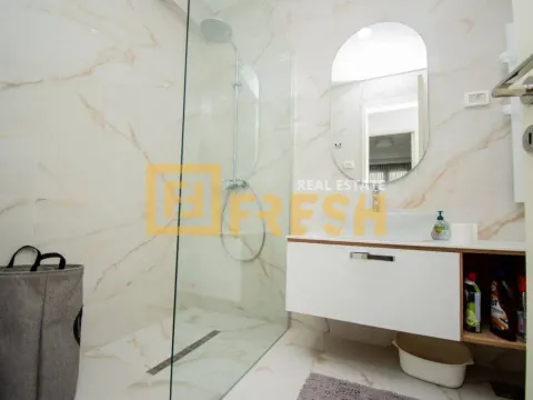 Izdavanje, trosoban stan, 113m², Preko Morače, Podgorica - image 10