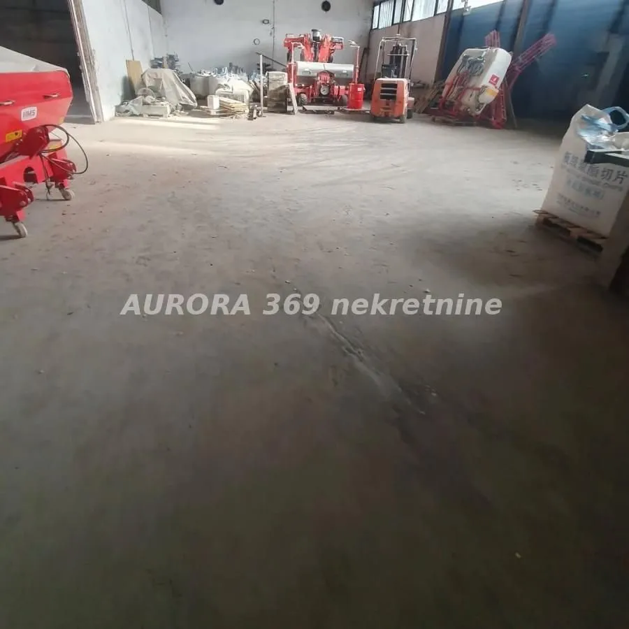 Rent, office space, 1000m², Irig, Srbija