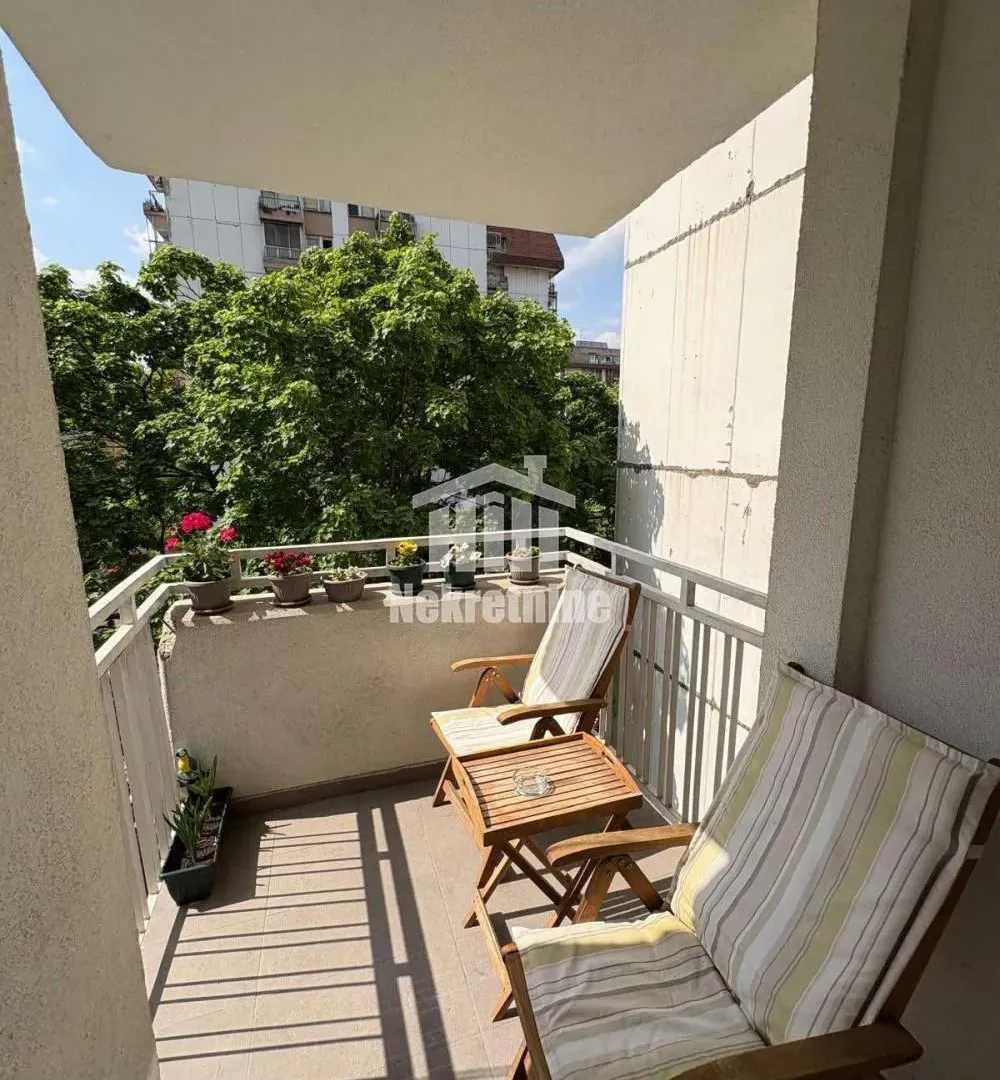 Prodaja, trosoban stan, 74m², Stari Grad, Beograd