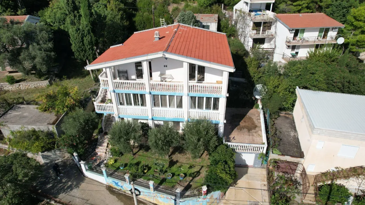 Prodaja, kuća, 285m², Sutomore, Bar