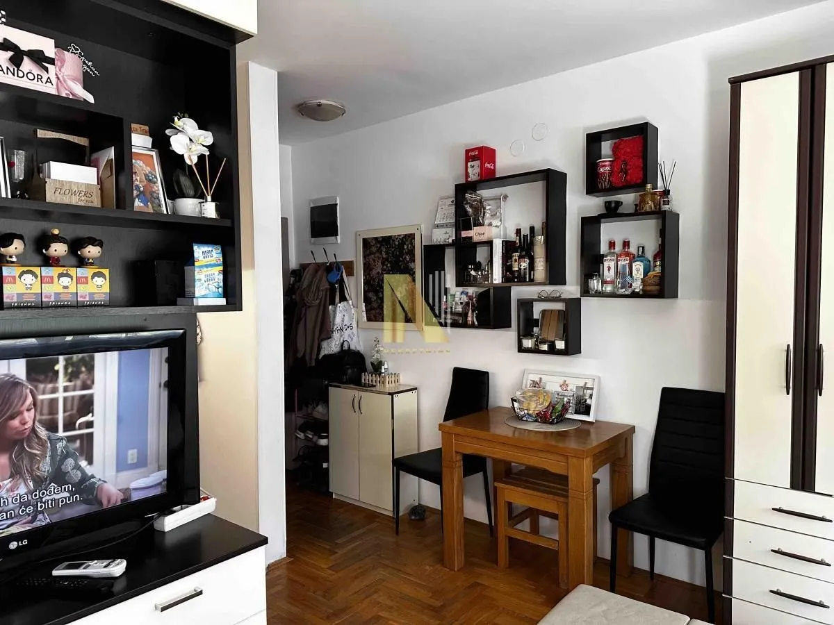 Prodaja, jednosoban stan, 26m², Podbara, Novi Sad Sve Podlokacije