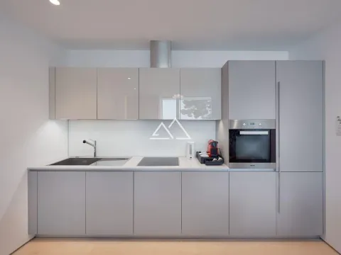 Prodaja, dvosoban stan, 125m², Centar, Budva - image 10