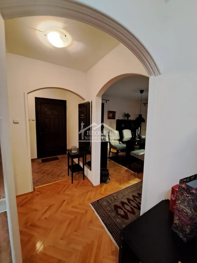 Prodaja, kuća, 238m², Vrčin, Grocka