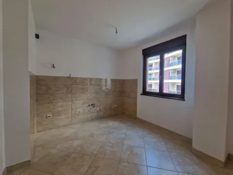 Prodaja, jednosoban stan, 72m², Bečići, Budva - image 10