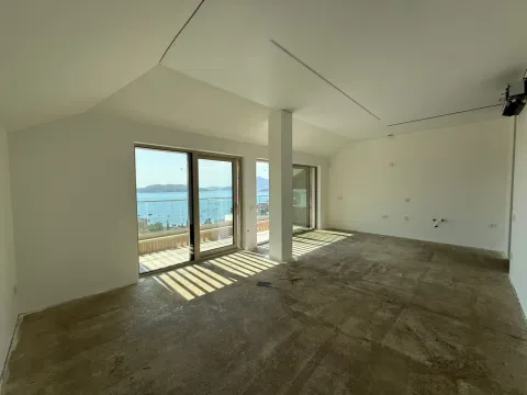 Sale, two bedroom apartment, 89m², Pržno, Budva - image 1