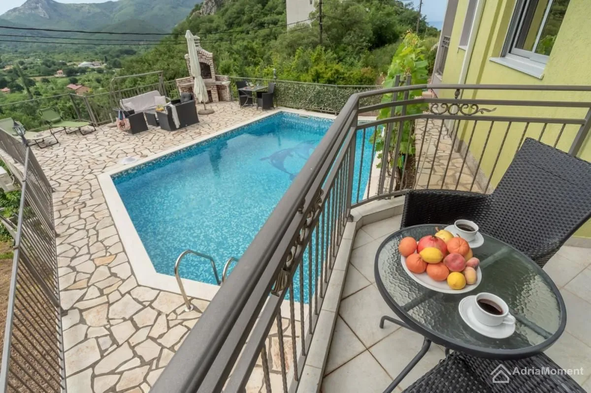 Sale, house, 274m², Buljarica, Budva
