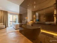 Prodaja, trosoban stan, 201m², Centar, Tivat - image 9