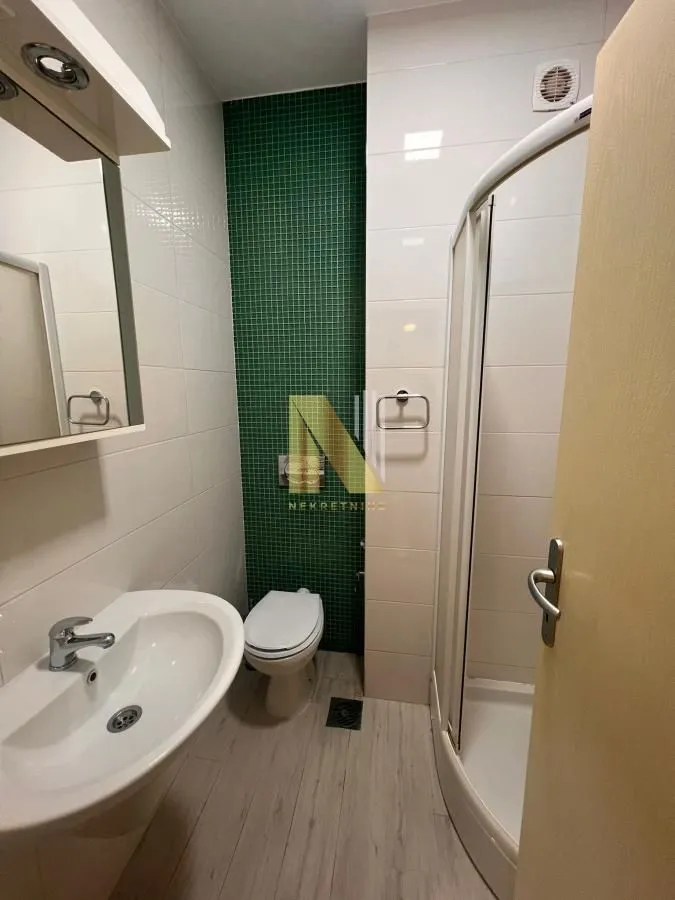 Prodaja, stan, 119m², Sajmište, Novi Sad
