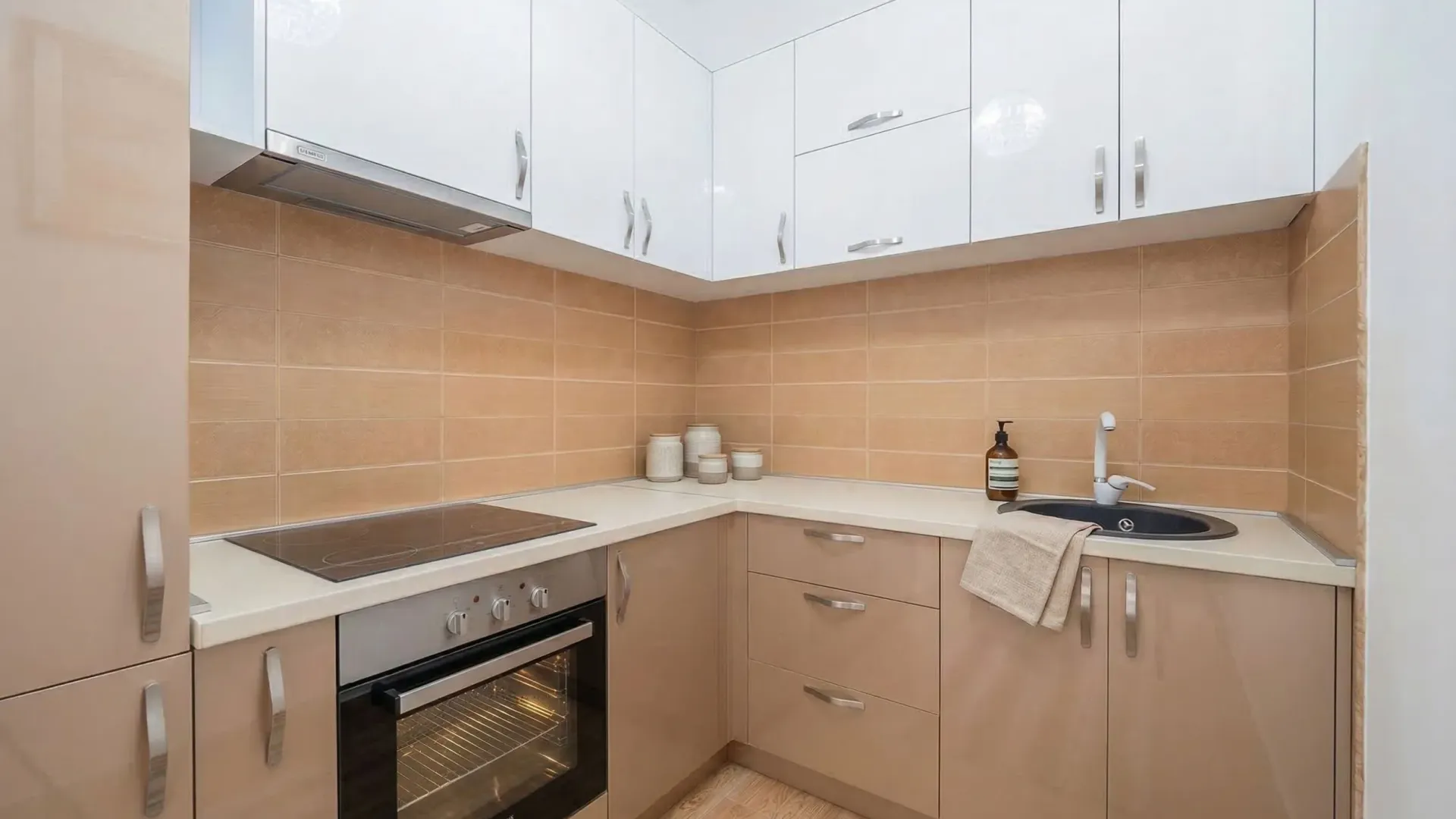 Sale, apartment, 51m², Bečići, Budva