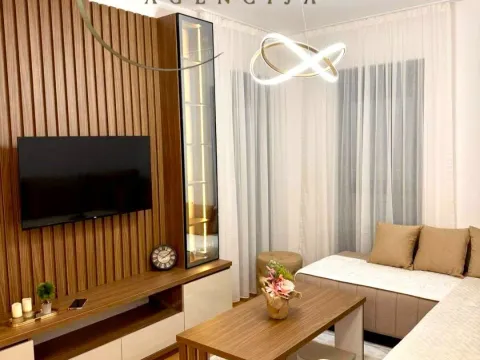 Rent, one bedroom apartment, 47m², City Kvart, Podgorica - image 4