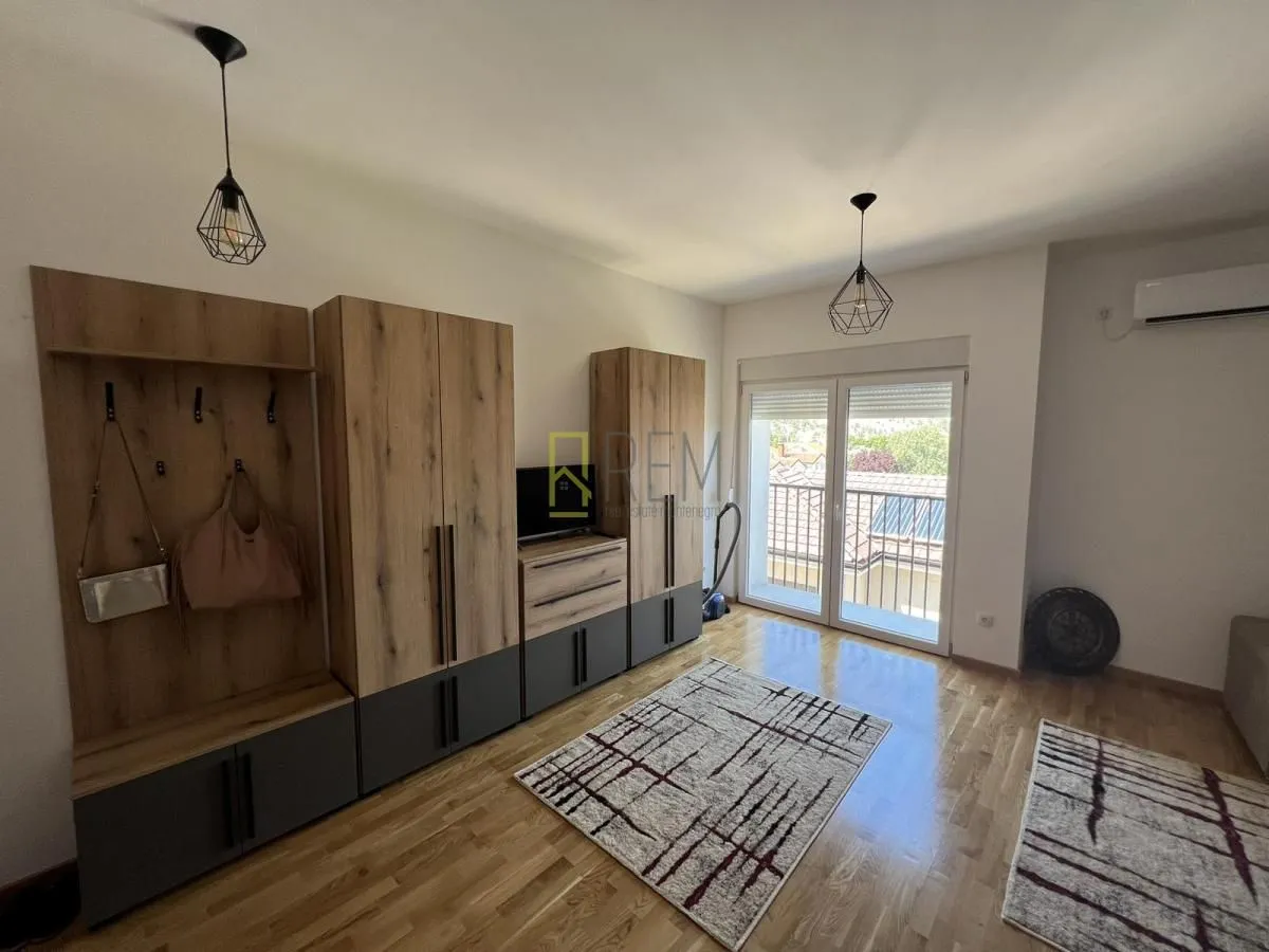 Prodaja, garsonjera, 33m², Zagorič, Podgorica