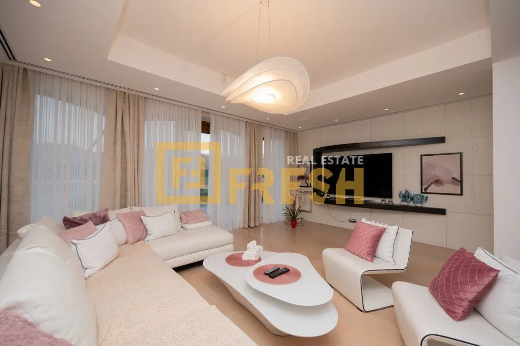 Prodaja, kuća, 300m², Tivat, Crna Gora