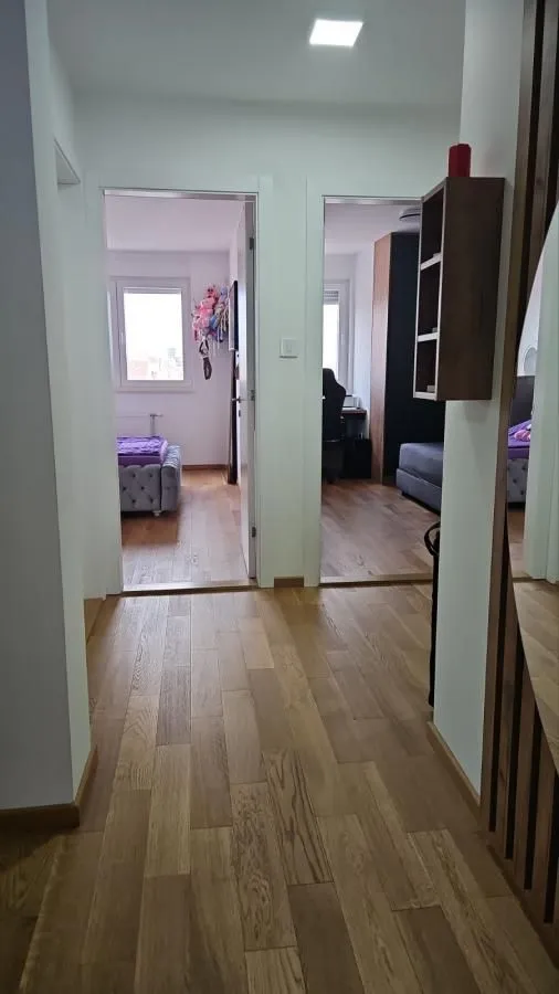 Prodaja, trosoban stan, 80m², Nova Detelinara, Novi Sad Sve Podlokacije