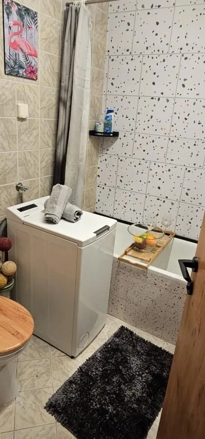 Prodaja, jednosoban stan, 35m², Grbavica, Novi Sad Sve Podlokacije