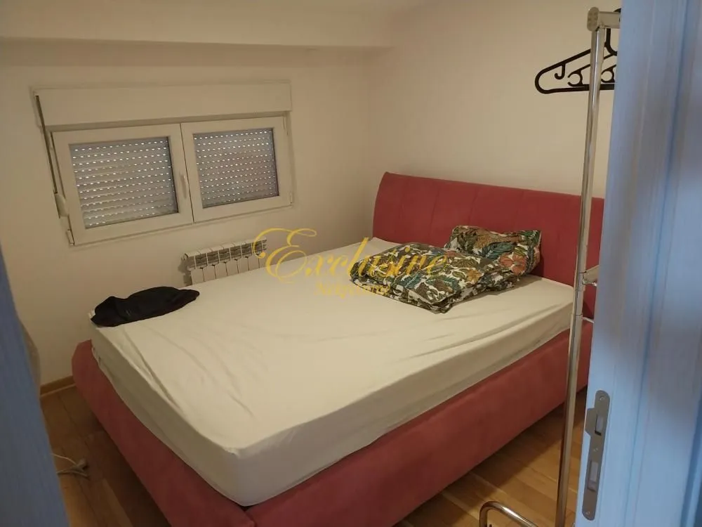 Prodaja, četvorosoban stan, 77m², Lekino Brdo, Voždovac Sve Podlokacije