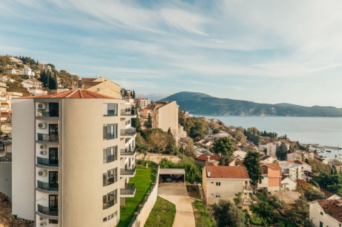 Prodaja, jednosoban stan, 70m², Topla, Herceg Novi