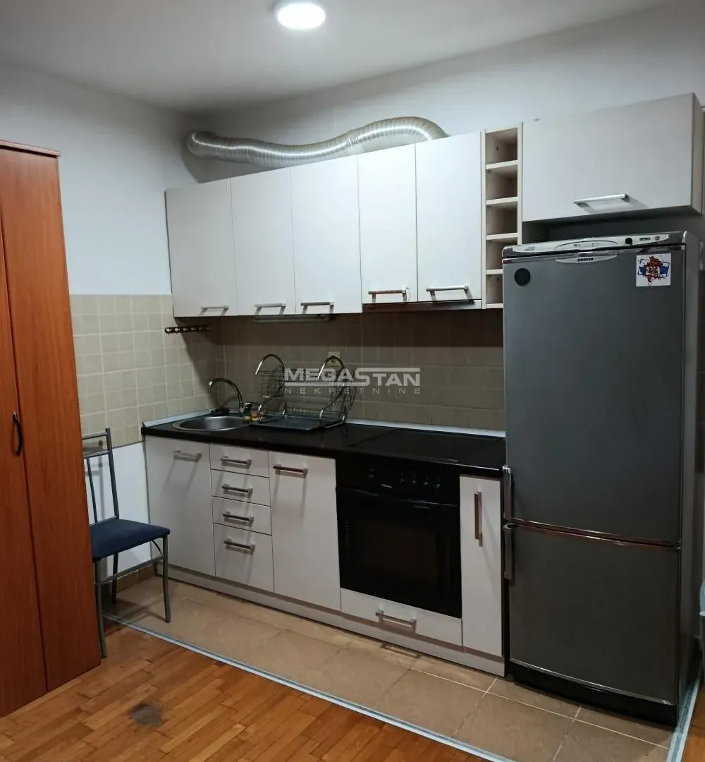 Izdavanje, stan, 23m², Krnjaca, Palilula Sve Podlokacije