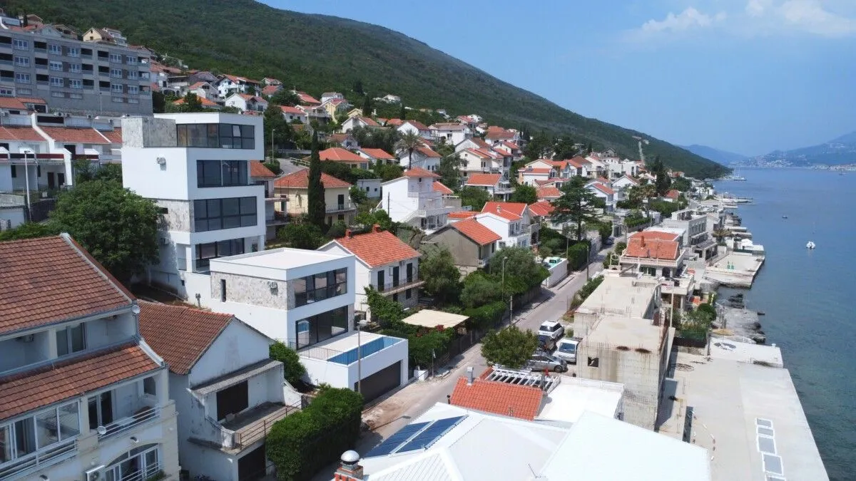 Prodaja, kuća, 315m², Krašići, Tivat