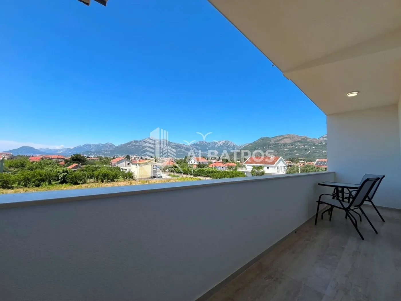 Rent, one bedroom apartment, 40m², Polje, Bar