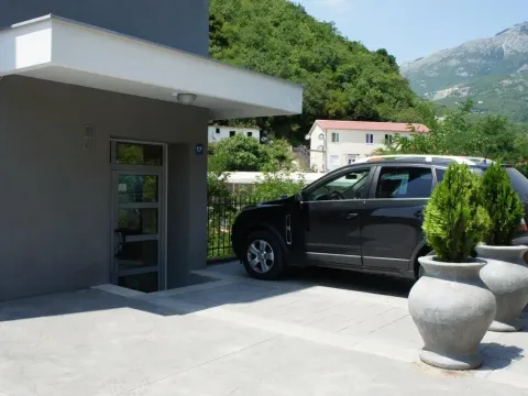 Sale, apartment, 100m², Bečići, Budva - image 2