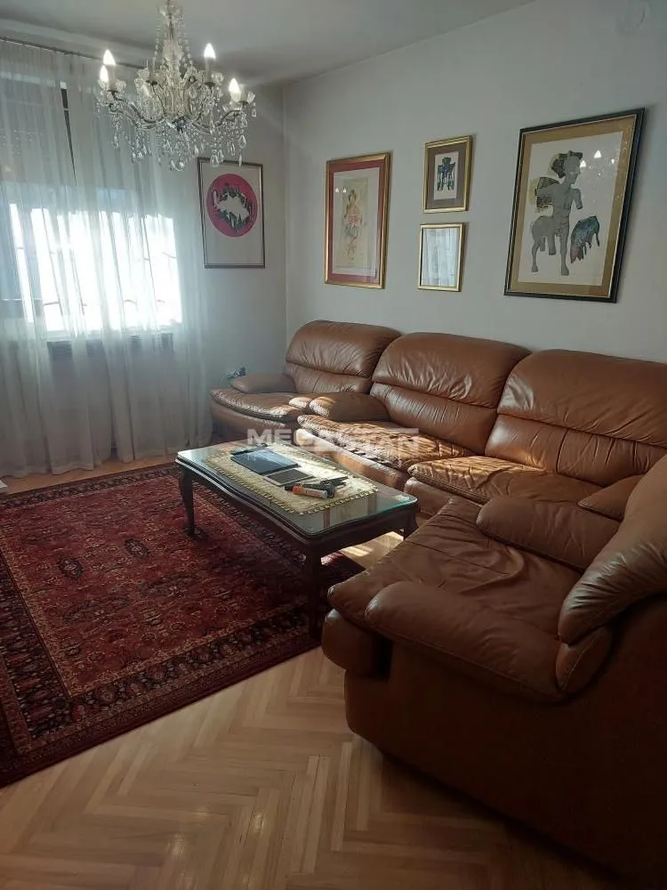 Izdavanje, kuća, 123m², Ledine, Beograd