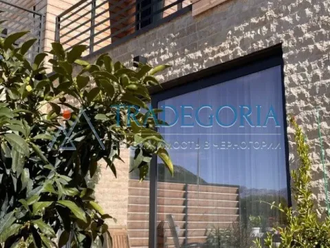 Prodaja, kuća, 130m², Tivat, Crna Gora