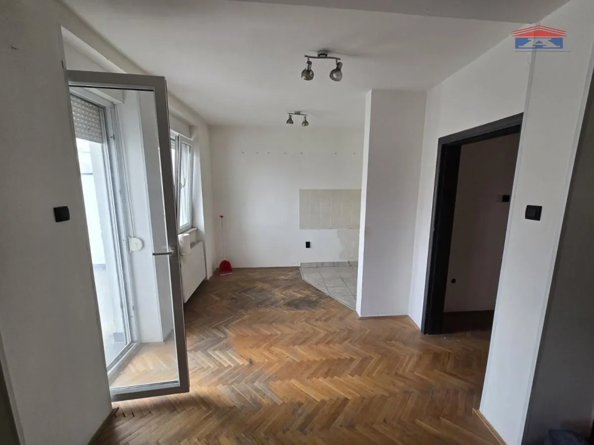Prodaja, četvorosoban stan, 96m², Nova Detelinara, Novi Sad Sve Podlokacije