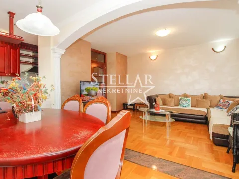 Rent, two bedroom apartment, 80m², Stari Aerodrom, Podgorica - image 6