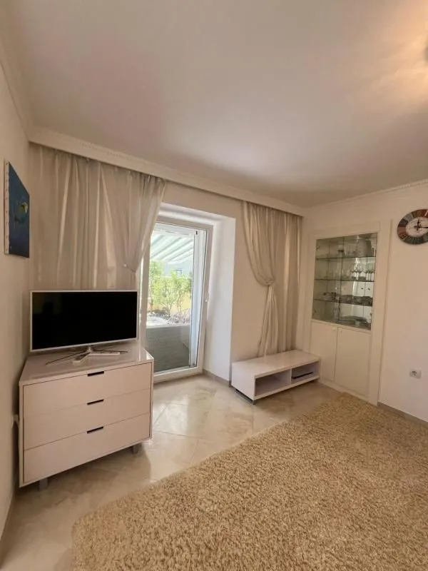 Prodaja, kuća, 75m², Savina, Herceg Novi