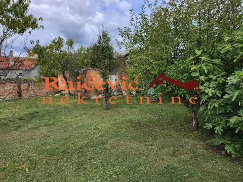 Prodaja, kuća, 249m², Sremska Mitrovica, Srbija - image 4