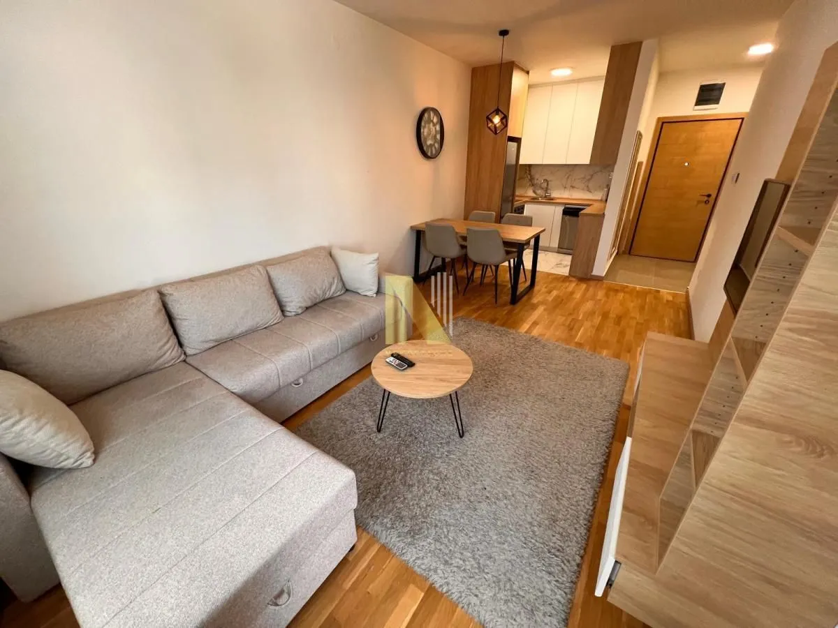 Rent, one bedroom apartment, 45m², Avijatičarsko naselje, Novi Sad Sve Podlokacije