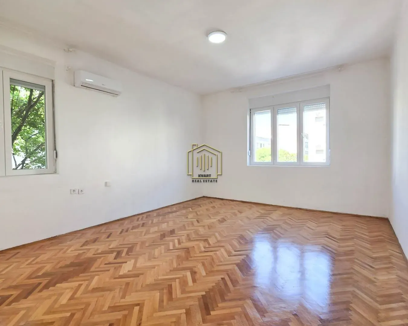 Prodaja, dvosoban stan, 69m², Podgorica, Crna Gora
