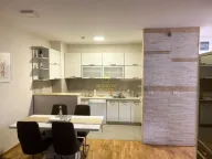 Izdavanje, dvosoban stan, 65m², City Kvart, Podgorica - image 2