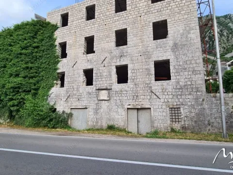 Prodaja, zemljište, 1800m2, Risan, Kotor Prodaja, zemljište, 1800m2, Risan, Kotor