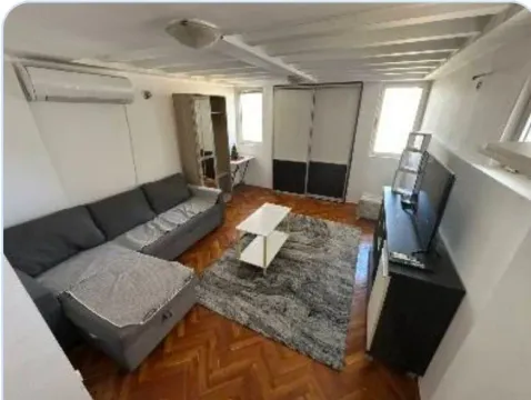 Prodaja, garsonjera, 24m², Pejton, Podgorica - image 3