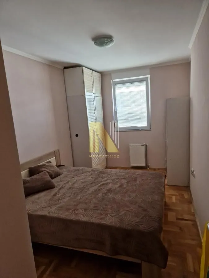 Izdavanje, trosoban stan, 58m², Rotkvarija, Novi Sad Sve Podlokacije