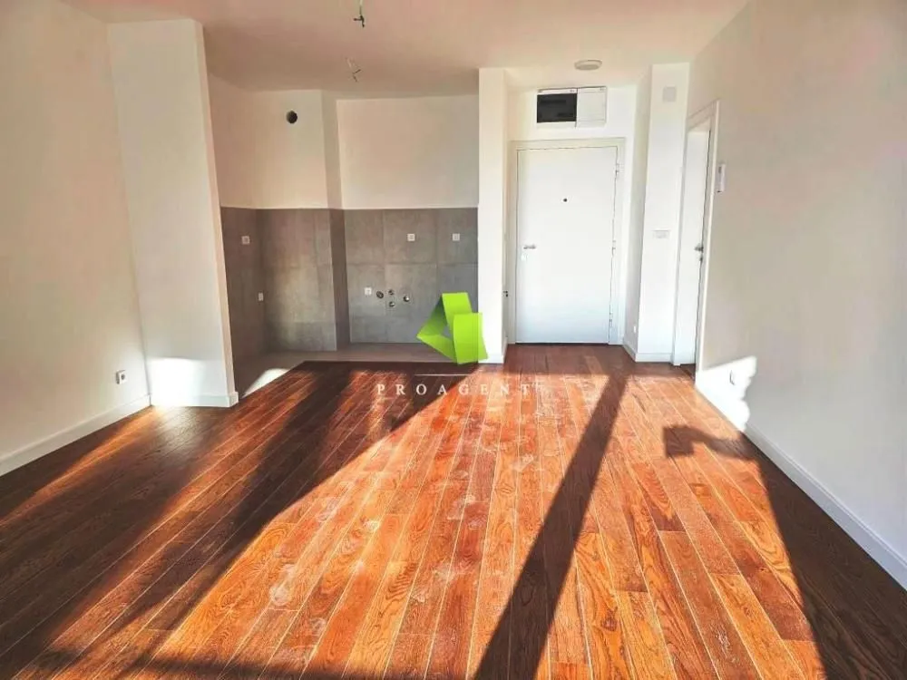 Prodaja, stan, 39m², Medijana, Niš
