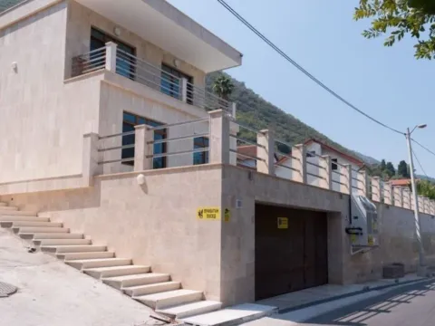 Prodaja, kuća, 370m², Stoliv, Kotor - image 13