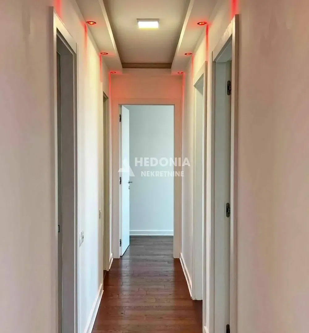 Sale, four bedroom apartment, 88m², Novi Beograd Sve Podlokacije, Beograd
