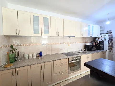 Prodaja, trosoban stan, 91m², Centar, Budva - image 4