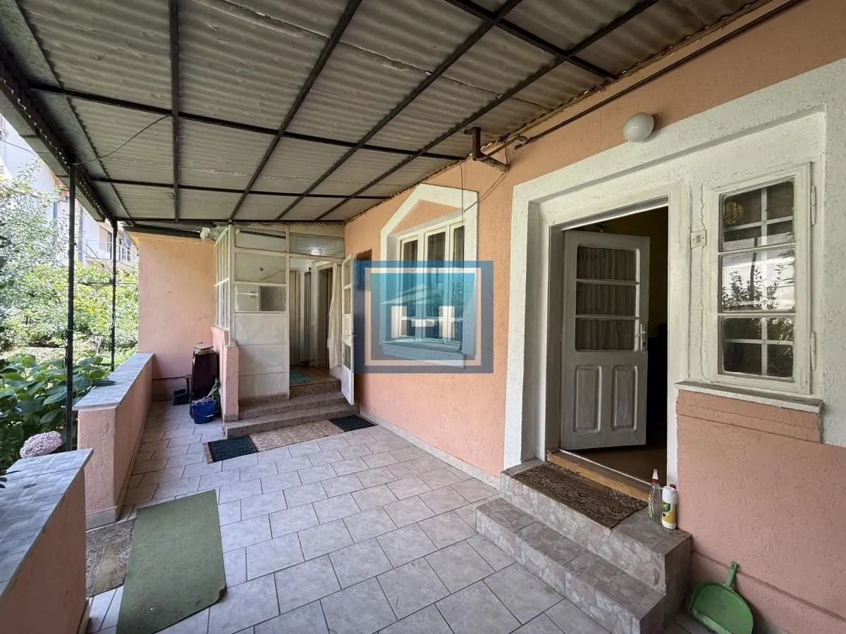 Prodaja, kuća, 80m², Centar, Jagodina