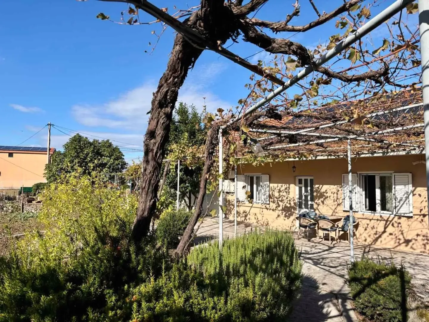 Rent, house, 90m², Kavač, Kotor