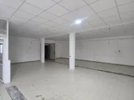 Izdavanje, poslovni prostor, 200m², Dajbabe, Podgorica - image 13