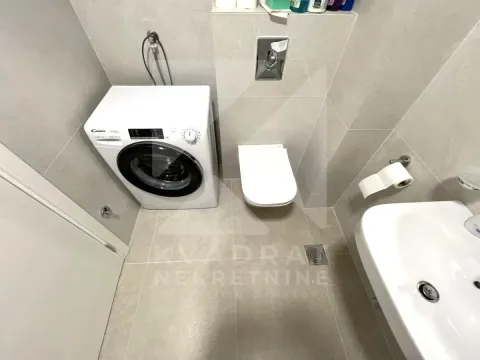 Izdavanje, jednosoban stan, 42m², Tuški Put, Podgorica - image 11