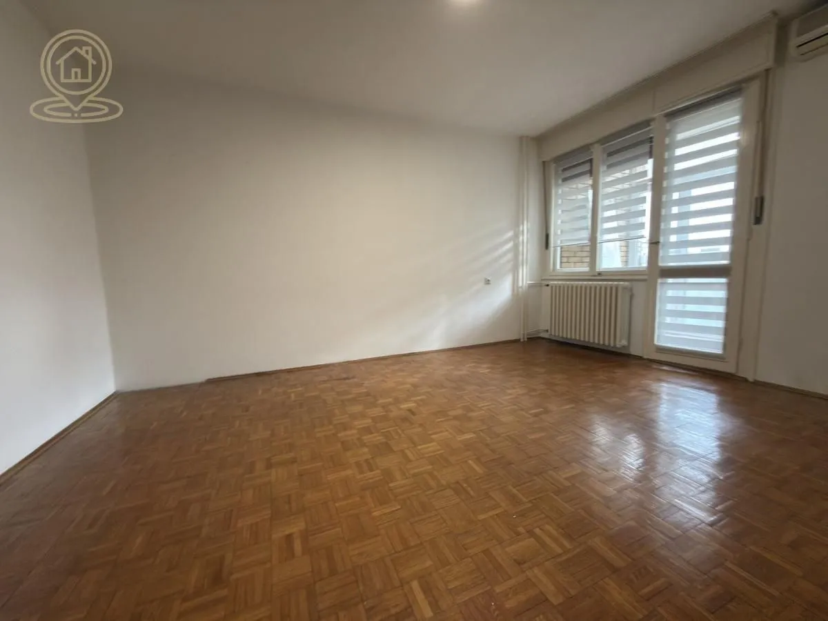 Prodaja, jednosoban stan, 42m², Kej, Novi Sad Sve Podlokacije